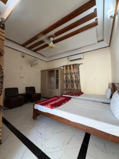 White place hotel and resort, khanpur dam - 3