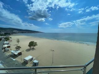Beachfront Apartment with Panoramic Sea View Sunny Beach - 7