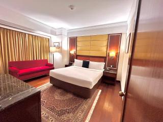 Eros Hotel New Delhi by IHG - 9