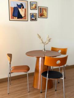 Mid-Century Haven Near BTS Udomsuk - 5