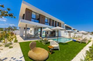 New 4 Bedroom Villa with panoramic sea views - 0