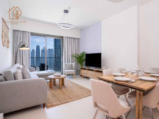 3 Bedroom Family Apartment with Partial Burj Khalifa Views at Top Floor 175BC-3 - 8