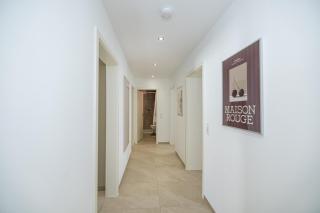 Close to River and City - Group Apartments - 8