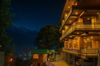 New Naina Rockland- Centrally Heated and Cooled rooms with Mountain & River View - 1