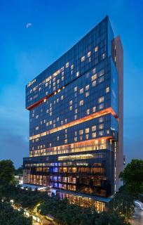Hilton Guangzhou Tianhe - 8