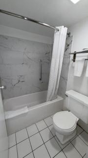 Wilkes Barre Inn & Suites conference center - 7