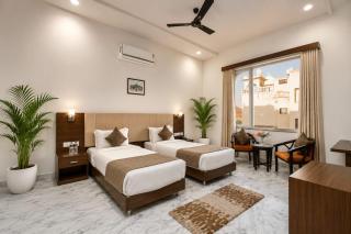 Arista Luxury Resort - 6