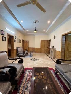 4Bdr Spacious Hill View Central E 11 TV Netflix - 6