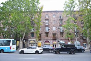 City Center Apartment on Mashtots Avenue - 2