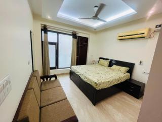 Uday Stays Hauz Khas New Delhi - 3