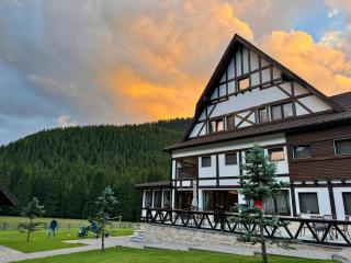 Chalet Alpina - 0