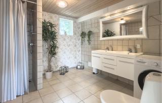 4 Bedroom Lovely Home In Ebeltoft - 5