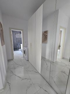 Marcus Residence5 - 6