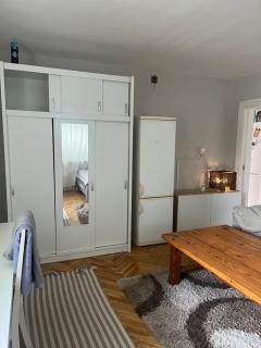 Stort rum med delad kök och badrum - 3