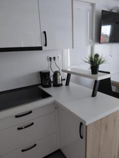 Black Pearl - Floating house - 7