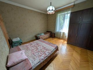 Zizi's Guest house - 1