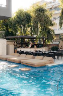 Atrium Ambiance Hotel - 3