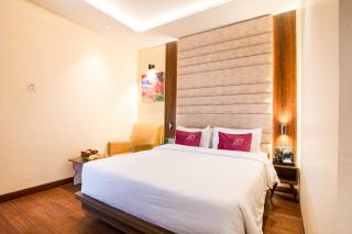 Stayzo Scheme 114, Vijay Nagar - 5