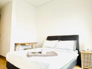 Lucentia Residence BBCC Modern City View Stay - 8