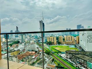 Lucentia Residence BBCC Modern City View Stay - 4