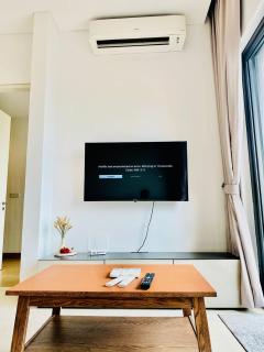 Lucentia Residence BBCC Modern City View Stay - 2