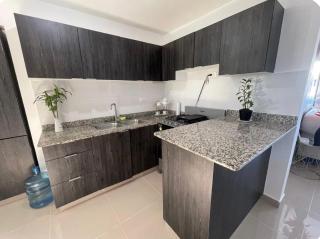 Apartamento con piscina y jacuzzi privado - 0