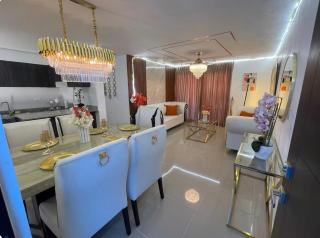Apartamento con piscina y jacuzzi privado - 3