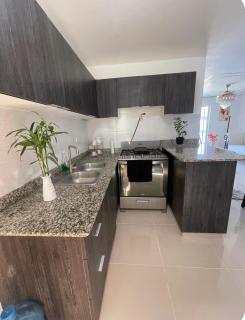 Apartamento con piscina y jacuzzi privado - 1