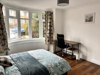 Park Street Accomodation, Room 1 - 5