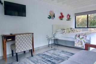 Pecan Tree Forest Studio A with Terrace - 8