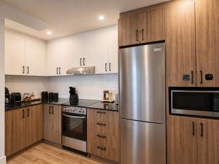 Signature condo Rooftop pool & BBQ terrace - 1