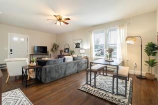 Stylish 2BR Groton Getaway Close to Everything! - 1
