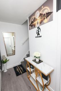 Aklass Luxury Stay - 4 BEDROOM HOUSE, WOLVERHAMPTON - 9