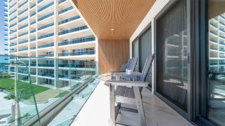 Stunning Beachfront 3BR Condo with Panoramic Ocean Views and Private Balcony - 8