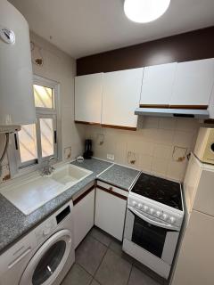 ESTUPENDO APARTAMENTO CÉNTRICO EN PRIMERA LINEA DE PLAYA CON VISTAS AL CASTILLO Y AIRE ACONDICiONADO - 7