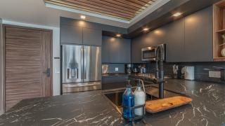 Stylish Beachfront Escape with King Suite and Ocean Views - 2