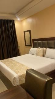 Excellent Eagle Hotel & Suites - 9