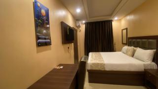 Excellent Eagle Hotel & Suites - 8