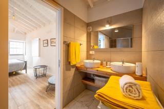 Liiiving in Azores - Foros Main House - 5