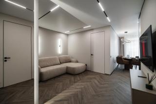 Apartment with Terrace Near Airport & City Center - 4