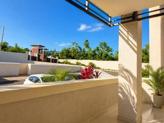 SmileJA Luxury Escape Gated complex close to airport - 6