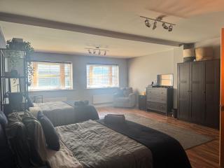 Riverside Townhouse 20 mins from Brighton and Worthing - 3
