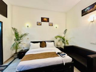 The White Scent - Noida - 9