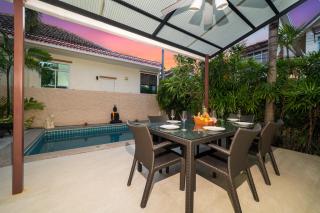3 bedrooms pool villa Rawai - 9