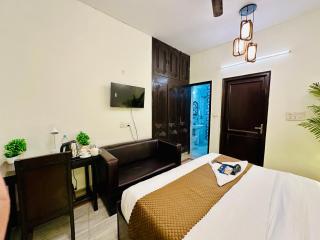 The White Scent - Noida - 3