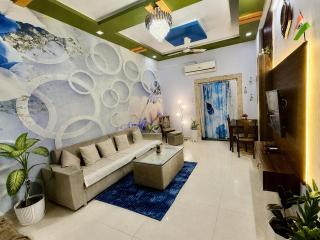 Blessed Stays - Luxury 2BHK Near Mahakaleshwar Temple - 9
