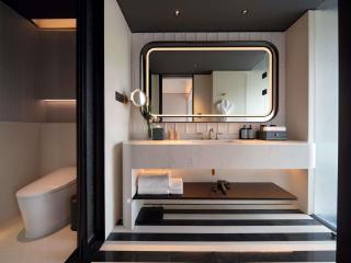 Sofitel Shanghai North Bund - 1