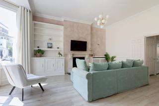 Elegant 2 bedrooms apt in Chelsea with patio - 8
