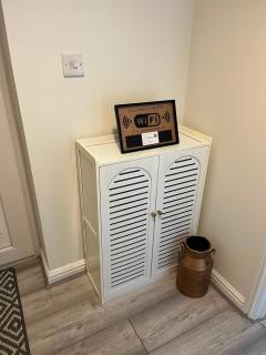 Spacious 2BR Retreat with Private Backyard Jacuzzi - Annfield Plain - 1