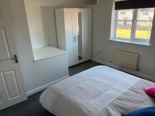 Spacious 2BR Retreat with Private Backyard Jacuzzi - 6